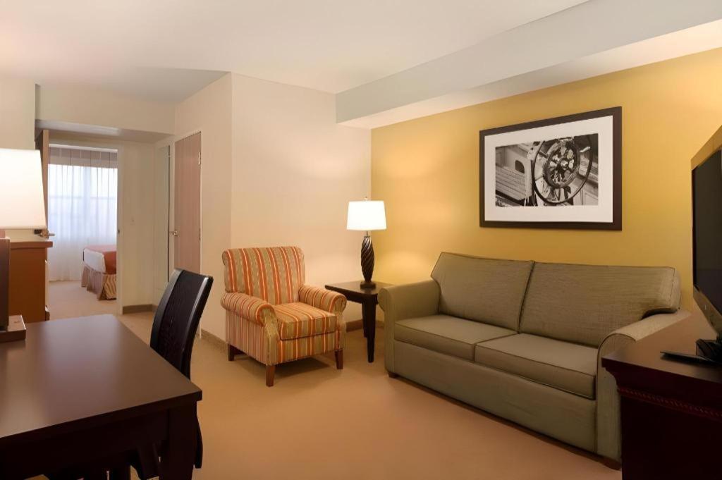 Country Inn & Suites By Radisson, Dundee, Mi Экстерьер фото